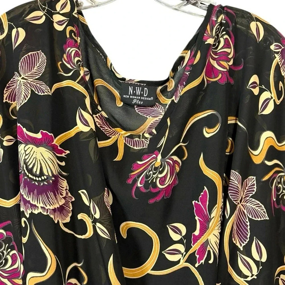NWOT New Woman Design, Plus-Size Floral Tie-Front Blouse With Camisole, 1X π - Picture 6 of 10